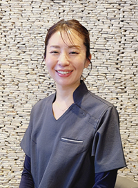 矯正専門医 岩田かおり