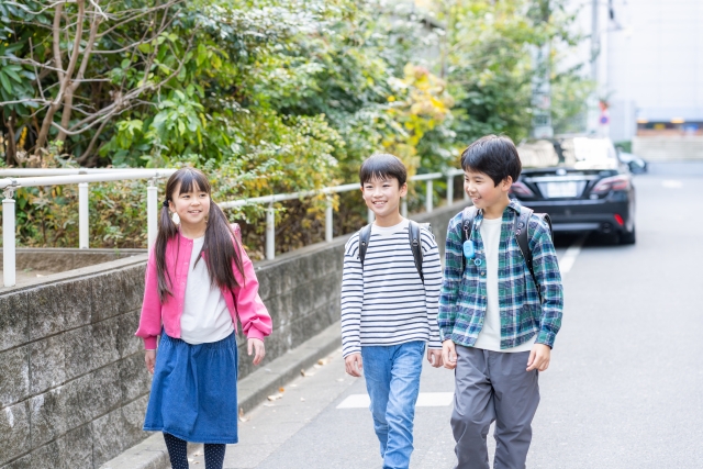 要注意乳歯を放置するとどうなる？学校歯科検診後に知っておきたいこと