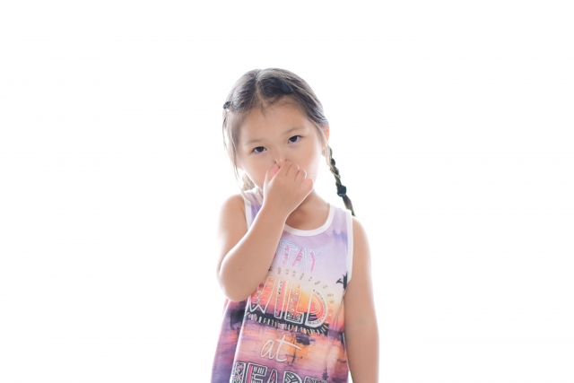 子供の口臭はなぜ起こる?歯科でのチェックポイントと家庭でのケアについて