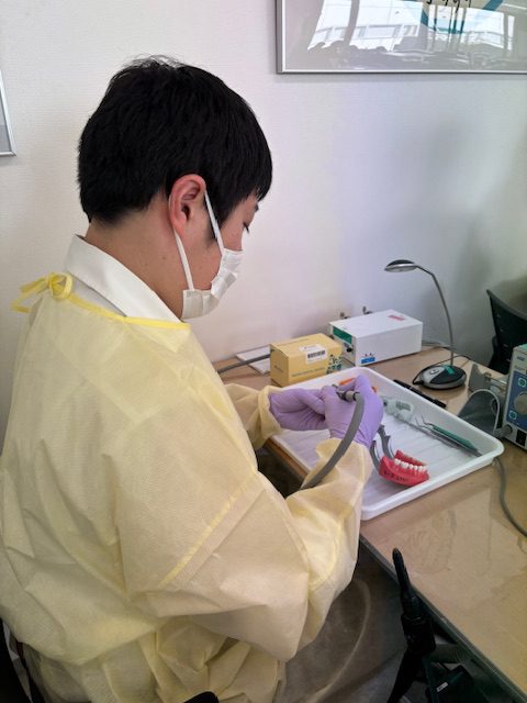 審美歯科セミナーに参加しました。