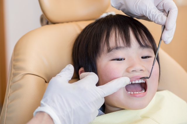 子どもの歯に白い斑点が…放置しても大丈夫？