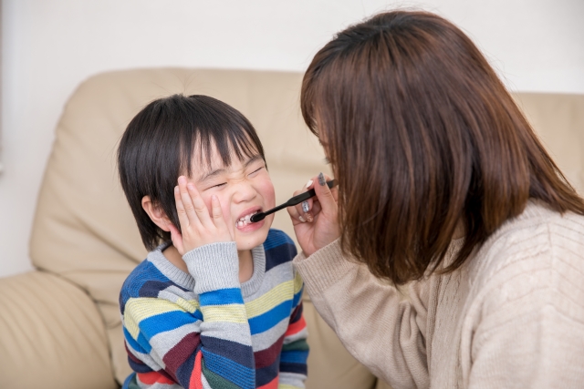 歯磨きを嫌がるお子さまへ　毎日のケアを続けるための工夫